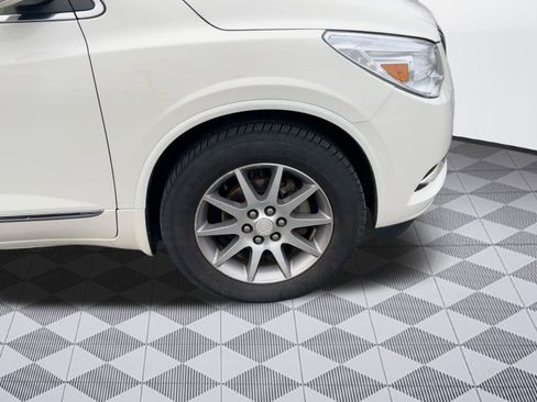 Used 2014 Buick Enclave Leather image 11