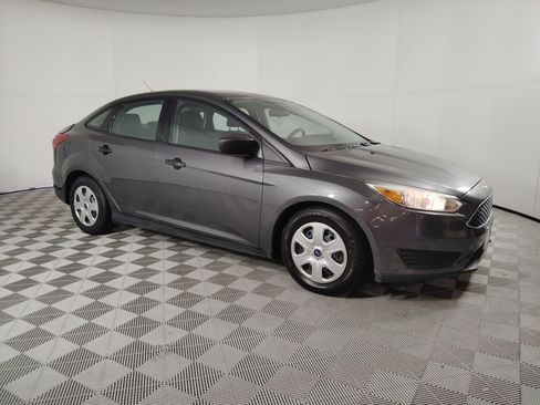 Used 2017 Ford Focus S image 20