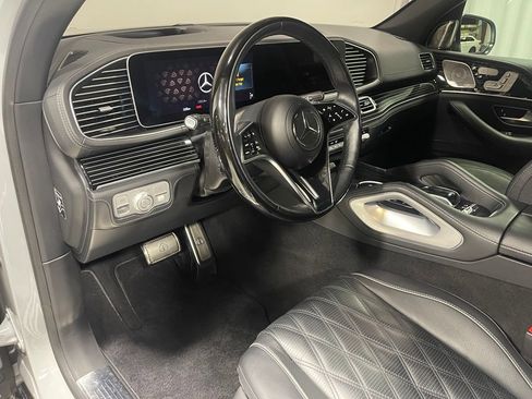 Certified 2024 Mercedes-Benz Maybach GLS 600 4MATIC image 20
