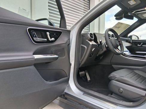 New 2026 Mercedes-Benz GLC 300 4MATIC image 17
