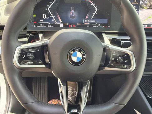 Used 2026 BMW 530i xDrive w/ M Sport Package AWD/4WD image 28