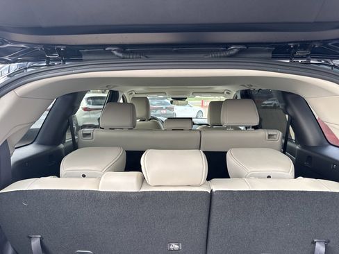 Used 2025 MAZDA CX-90 3.3 Turbo w/ Preferred Package image 7