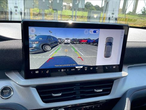 Certified 2025 Ford Explorer Active RWD image 20