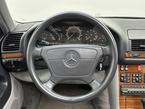 Used 1992 Mercedes-Benz 300 SE image 15