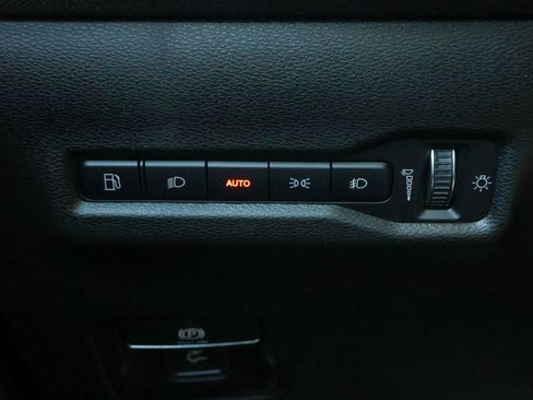 New 2026 Jeep Cherokee Laredo AWD/4WD image 28
