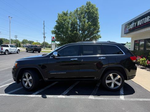 Used 2015 Jeep Grand Cherokee Limited w/ Luxury Group II AWD/4WD image 2