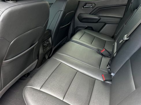 New 2026 Chevrolet Colorado LT image 12