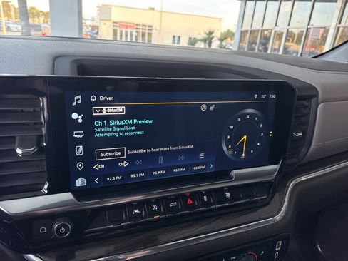 Used 2024 Chevrolet Silverado 1500 LT AWD/4WD image 25