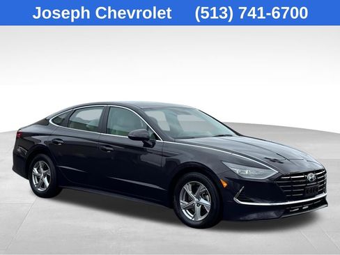 Used 2023 Hyundai Sonata SE image 3