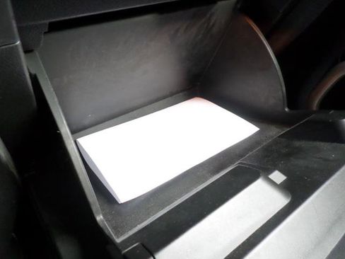 Used 2015 Jeep Renegade Limited w/ Advanced Technology Group image 22