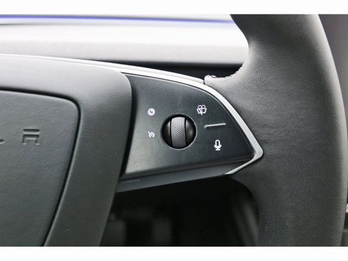 Used 2024 Tesla Model 3 Standard Range image 17