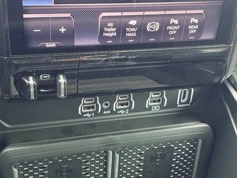 New 2026 RAM 3500 Limited AWD/4WD image 25