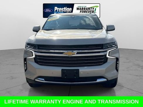 Used 2021 Chevrolet Suburban LT w/ LT Signature Package RWD image 9