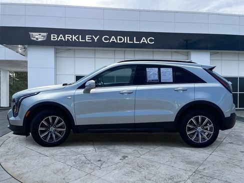 Used 2021 Cadillac XT4 Sport w/ Cold Weather Package AWD/4WD image 6