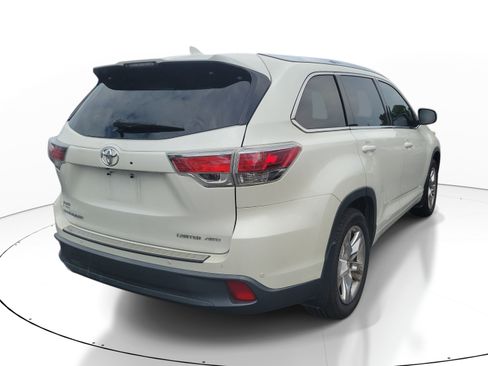 Used 2016 Toyota Highlander Limited Platinum AWD/4WD image 8