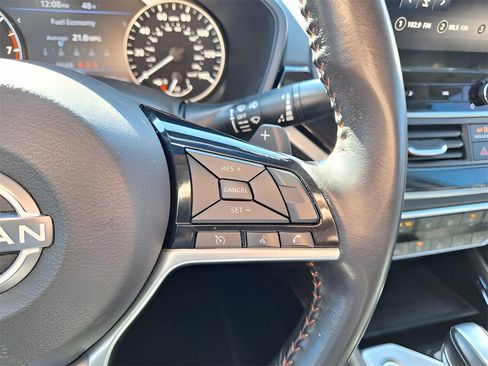 Used 2023 Nissan Altima 2.5 SR w/ SR Premium Package image 20