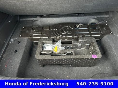 Used 2023 Kia Niro SX Touring image 21