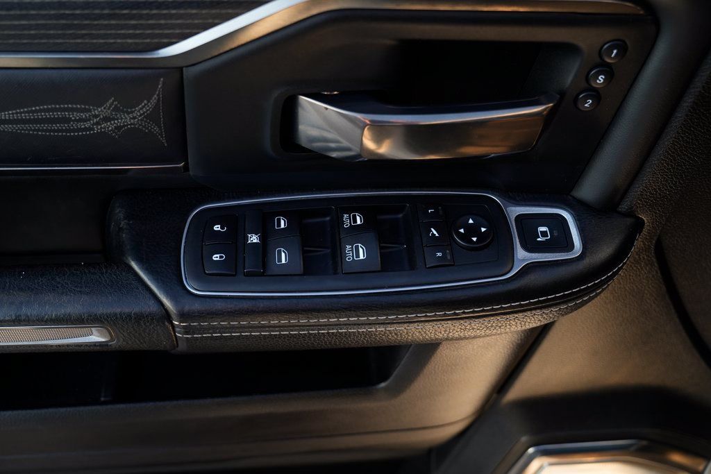 Used 2019 RAM 3500 Limited AWD/4WD image 26