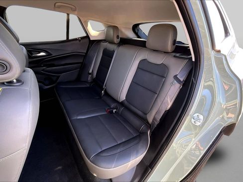 Used 2025 Chevrolet Trax ACTIV w/ Driver Confidence Package image 23