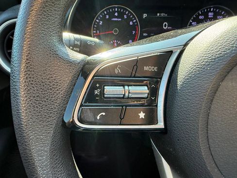 Used 2023 Kia Forte LXS FWD image 12