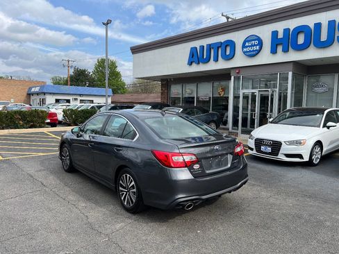 Used 2018 Subaru Legacy 2.5i Premium AWD/4WD image 10