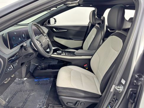 Used 2023 Kia EV6 GT-Line w/ GT-Line White Seat Package image 16