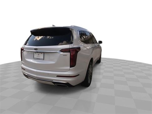 Certified 2020 Cadillac XT6 Premium Luxury image 13