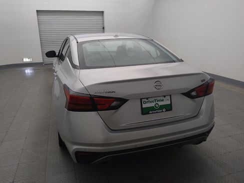 Used 2020 Nissan Altima 2.5 SR FWD image 6