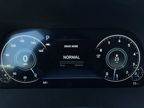 Used 2021 Hyundai Sonata Limited w/ Preferred Accessory Package image 16