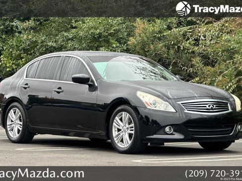 Used 2013 INFINITI G37 Journey w/ Premium Pkg image 1