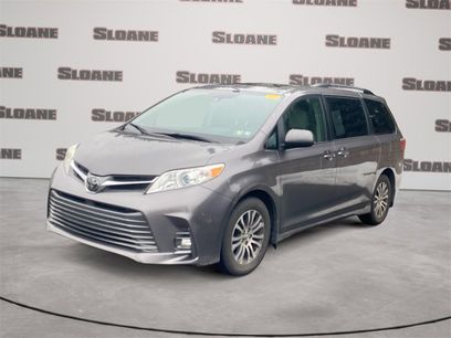 Used 2019 Toyota Sienna XLE w/ XLE Navigation Package