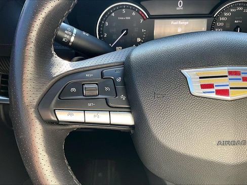 Used 2022 Cadillac XT4 Sport w/ Enhanced Visibility Package AWD/4WD image 11