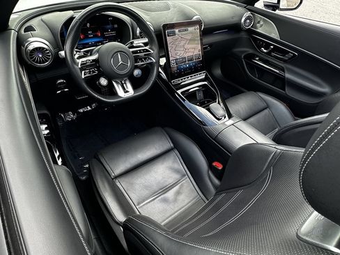 Certified 2025 Mercedes-Benz SL 63 AMG 4MATIC image 26