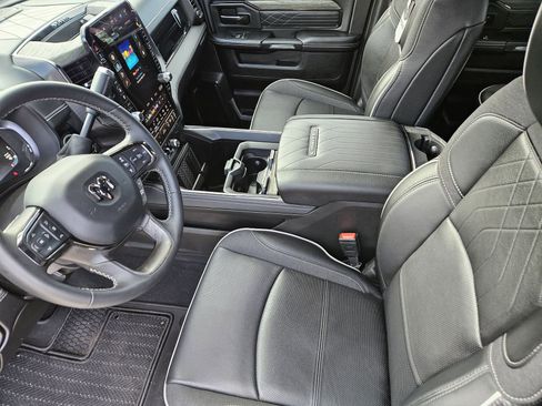 Used 2025 RAM 2500 Limited image 18