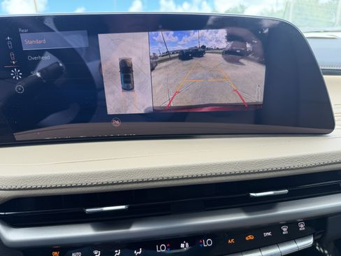 Certified 2024 Cadillac XT4 Premium Luxury w/ Active Safety Package FWD image 22