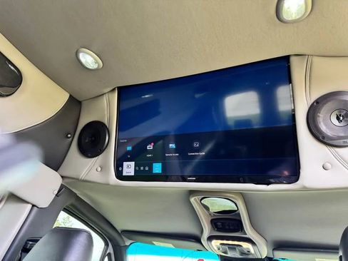 Used 2023 Mercedes-Benz Sprinter 2500 image 10