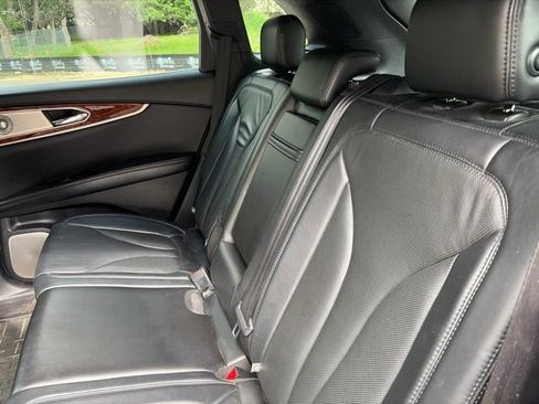 Used 2016 Lincoln MKX Reserve w/ Luxury Package AWD/4WD image 8