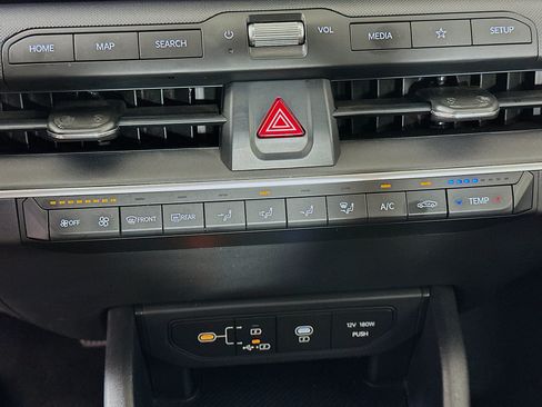 Used 2025 Kia K4 FWD image 23
