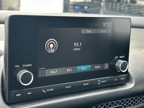 Used 2025 Honda HR-V Sport image 19