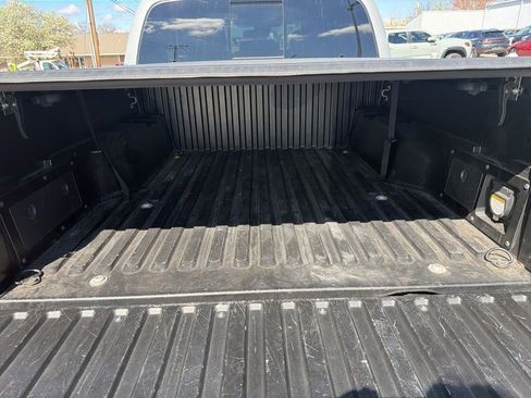 Used 2018 Toyota Tacoma TRD Sport w/ Technology Package image 3