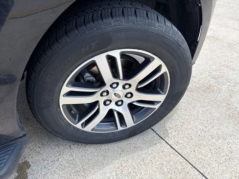 Used 2024 Ford Expedition Max Limited RWD image 16