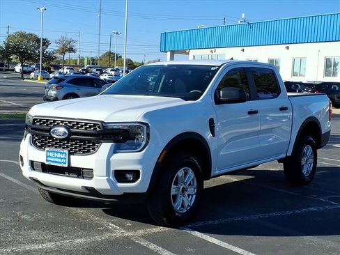 Used 2025 Ford Ranger XL image 2