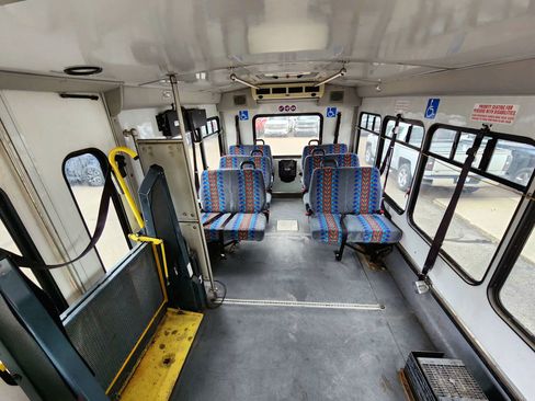 Used 2008 Ford E-450 and Econoline 450 RWD image 14
