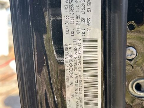 Used 2019 Jeep Cherokee Latitude w/ Cold Weather Group image 9