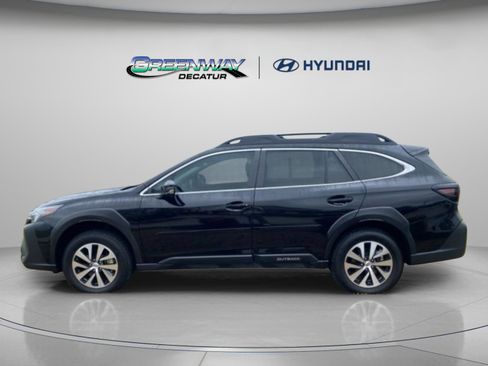 Used 2024 Subaru Outback Premium w/ Popular Package #1A image 7