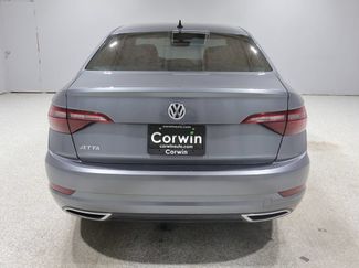 Used 2020 Volkswagen Jetta R-Line w/ R-Line Cold Weather Package FWD video 3