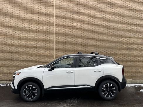 New 2026 Nissan Kicks SV w/ Cold Weather Package image 30