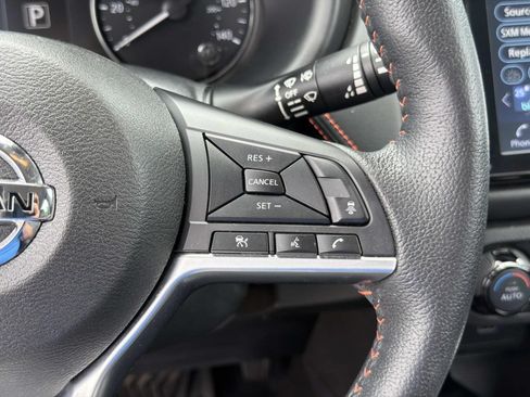 Used 2021 Nissan Kicks SR w/ SR Premium Package FWD image 26