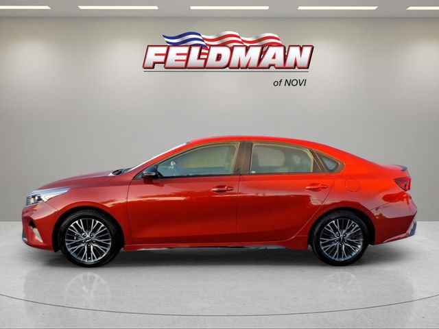 Used 2024 Kia Forte GT-Line w/ GT-Line Premium Package FWD image 2