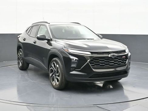 New 2026 Chevrolet Trax RS w/ Sunroof Package image 22